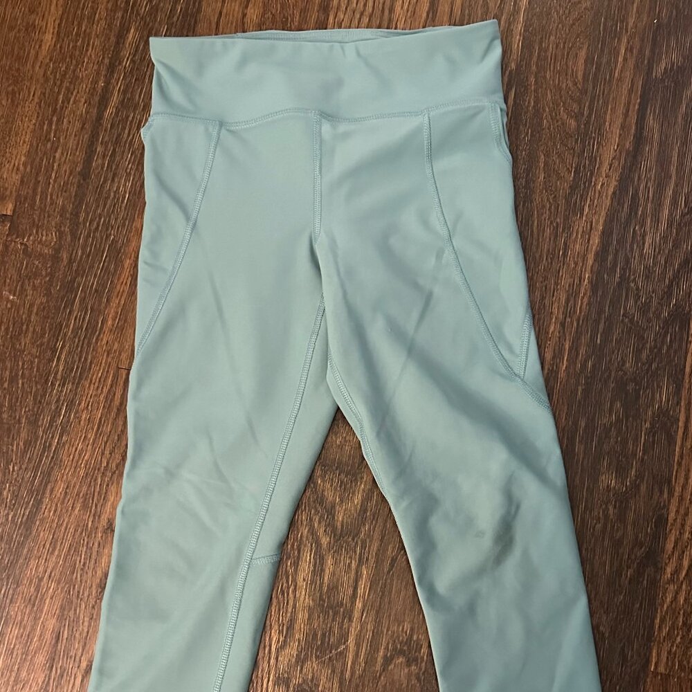 High Rise Leggings w/ Pockets - Old Navy